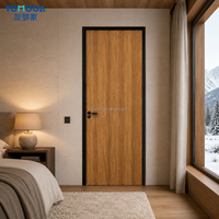 Porte de chambre en panneau WPC finition bois beige pour entrepreneurs en construction d'appartements
