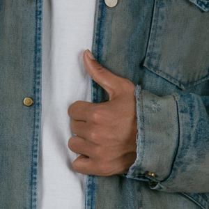 เสื้อแจ็คเก็ตเดนิมทรงทรัคเกอร์ คอร์ดูรอยสีน้ำเงินวินเทจฟอกแบบดิสเทรส ผลิตจากผ้าฝ้าย 100% เป็นมิตรต่อสิ่งแวดล้อม ทรงหลวมสบาย สปริงคัสตอม - Product Image 6