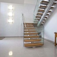 Escalier en verre avec marches en bois massif, cantilever, antidérapant, gain de place, pour rénovation d'appartement duplex