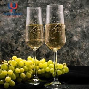 Copas de Champán de Cristal con Tallo Largo y Logotipo Personalizado, Elegantes Copas para Brindis de Boda, Aniversario o Cumpleaños - Product Image 3