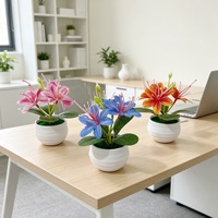 Bonsai Mini Jasmine 3 Bunga Buatan Berkualitas Tinggi dengan Pot Bergaris, Bunga Palsu untuk Dekorasi Suasana Meja Dalam Ruangan