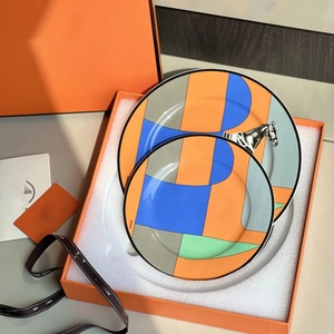 Meilleures ventes de décoration d'intérieur nordique, ensemble de plats de service et de plats à dîner en porcelaine - Product Image 1