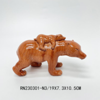 Vente en gros d'objets artisanaux en résine Art Déco, cadeau moderne pour la fête des mères, statue d'ours polaire et de pingouin, ornement pour la décoration de table à la maison