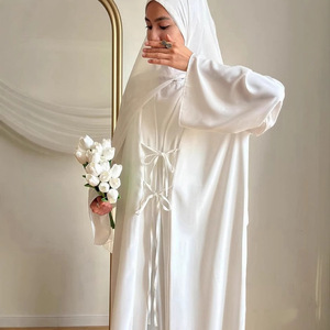 Modisches Elegantes Satin-<span class=keywords><strong>Cardigan</strong></span>-Set mit Schnürung und Innenkleid Zweiteiliges Damen-Set Luxuriöses Partykleid - Product Image 6
