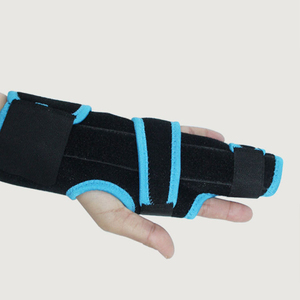 Pols Vinger Wrap Artritis Verstuikingen Breuken Rustende <span class=keywords><strong>Hand</strong></span> Spalk Palm Vinger Pijnverlichting Carpale Spalk Duim Brace Handsteun - Product Image 3