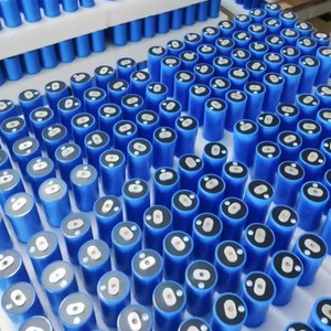 32140 3.2V 15ah Lithium sắt Phosphate pin có thể sạc lại năng lượng 32140 LiFePO4 hình trụ di động - Product Image 4