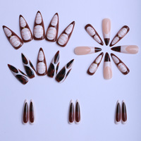 Lot de 24 faux ongles en amande fabriqués à la machine, faux ongles à presser style French