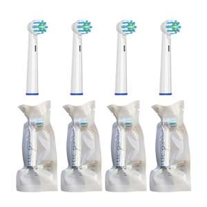 <span class=keywords><strong>Testine</strong></span> di Ricambio per <span class=keywords><strong>Spazzolino</strong></span> Elettrico per Igiene Orale Compatibili con O Ral <span class=keywords><strong>B</strong></span>, Testina Universale per Massaggio Dentale - Product Image 4