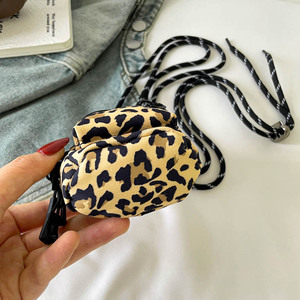 Mini Portamonete Portachiavi Uomo Donna Coppie Borsa a Tracolla Portatile Portafoglio Auricolari Chiavi Borsa a Spalla Hip Hop Casual Portachiavi - Product Image 5
