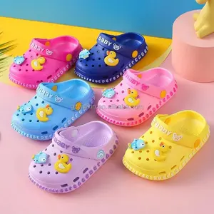 2024 summer new cheap children's slippers beach shoes boys and girls indoor cute cartoon slippers