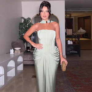 Abiti da Sera Lunghi da Donna Estivi Chic con Allacciatura al Collo e Schiena Scoperta Plissettati per Feste 2025 Abiti da Donna Eleganti e Sexy Fascianti sui Fianchi - Product Image 5