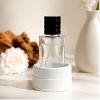 Caja cilíndrica de lujo en stock de cartón kraft blanco para perfume con set de botella de vidrio de 50ml D65xH133mm, certificado FSC, USD2.5/Set