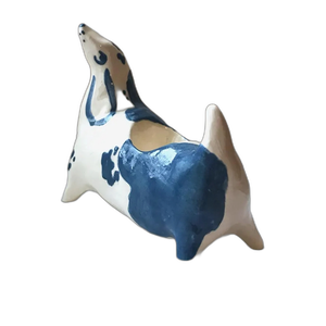 Candelero pequeño de cerámica hecho a mano para perro salchicha - Product Image 2