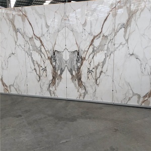 <span class=keywords><strong>Piastrelle</strong></span> Sottili 6mm in Marmo Artificiale Calacatta Gold, Lastre in Pietra Sintetica per Design di Pareti e Pavimenti Interni - Product Image 3