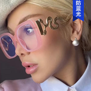 Specchio Quadrato con Cornice Grande Stile Serpente, Specchio Piatto con Telaio Completo, Novità 2025 Anti-Luce Blu, Stile Retrò Europeo e Americano per Feste Femminili - Product Image 3