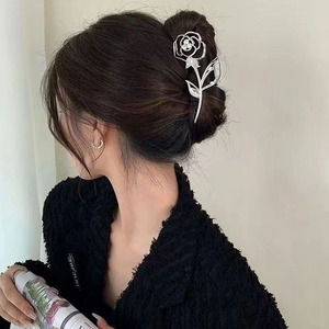 Femme Grand Métal Rose Floral Feuille <span class=keywords><strong>Cheveux</strong></span> Griffe <span class=keywords><strong>Crabe</strong></span> Dames Barrettes Pinces à <span class=keywords><strong>Cheveux</strong></span> Filles Épingles à <span class=keywords><strong>Cheveux</strong></span> Accessoires Cadeaux - Product Image 3