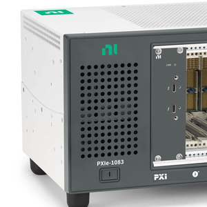 National Instruments PXIe-1083 ชุดแชสซี PXI ที่มีความเร็วสูงสุด 2 GB/s มาพร้อมกับช่องเสียบแบบผสมผสาน ตัวเชื่อมต่อแบบไฮบริด และแหล่งจ่ายไฟ 58 วัตต์ - Product Image 5