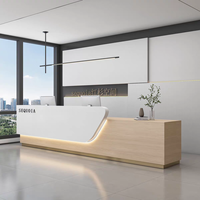 Bureaux de réception modernes en bois sur mesure pour les bureaux, les salons, les hôtels, les salons de beauté, les salles de consultation, les espaces commerciaux