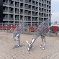 Personnalisé Moderne Extérieur Taille Réelle Jardin Rcofriendly Abstrait Animal En Acier Inoxydable Métal Artisanat Fil Cerf Sculpture Avec Lumière