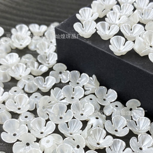 Soporte de flor de tres pétalos de imitación de perla nacarada ABS, accesorios de joyería acrílicos para bricolaje, horquillas nupciales, pendientes y broches - Product Image 2