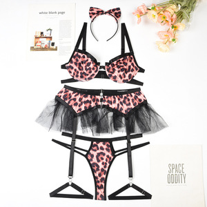 Conjunto de Lencería de 4 Piezas con Falda de Malla Transparente con Estampado de Leopardo, Conjunto de Ropa Interior Erótica de Alta Calidad - Product Image 6
