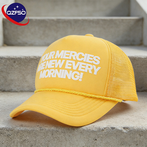 Casquettes de camionneur QZFSO personnalisées avec logo imprimé en relief, casquettes de baseball en maille d'été avec logo imprimé personnalisé en mousse - Product Image 1