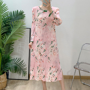 เดรส2025ยาวถึงเข่าลายดอกไม้ทรงหลวมของผู้หญิงชุดเดรสเป็นมิตรต่อสิ่งแวดล้อมใหม่เอเชียตะวันออกเฉียงใต้ขายดี - Product Image 3
