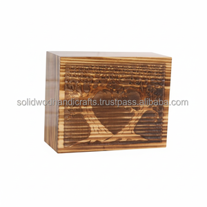 Boîte d'urne en bois faite à la main pour cendres humaines urnes funéraires pour hommes et femmes urnes de haute qualité - Product Image 1