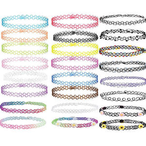 Vente en gros de <span class=keywords><strong>collier</strong></span> ras du <span class=keywords><strong>cou</strong></span> extensible vintage <span class=keywords><strong>collier</strong></span> ras du <span class=keywords><strong>cou</strong></span> pour <span class=keywords><strong>femme</strong></span> <span class=keywords><strong>collier</strong></span> de <span class=keywords><strong>tatouage</strong></span> punk rétro gothique colliers élastiques pour femmes - Product Image 4