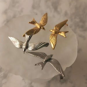 Nuevos Pendientes de Acero Inoxidable con Forma de Golondrina, Joyería Antideslustre, Diseño Lindo - Product Image 3