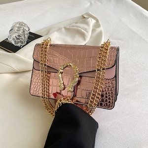 Nuovissima Borsa da Donna di Design alla Moda con Doppia Catena Metallica Tracolla per <span class=keywords><strong>Borse</strong></span> a Mano <span class=keywords><strong>Borse</strong></span> di Lusso in Pelle di Coccodrillo - Product Image 1
