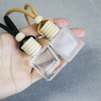 Nouvelles Bouteilles de Parfum Vide de 10 ML pour Voiture, Désodorisant et Diffuseur d'Air, à Suspendre, Givrées ou Transparentes, avec Bouchon en Bois Couleurs Assorties