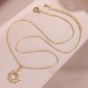 Collar con Colgante de Sol y Luna Rakol ZPN312 al por Mayor para Niñas, Joyería de Moda, Diseño de Lujo, Collares Chapados en Oro de 18K - Product Image 4