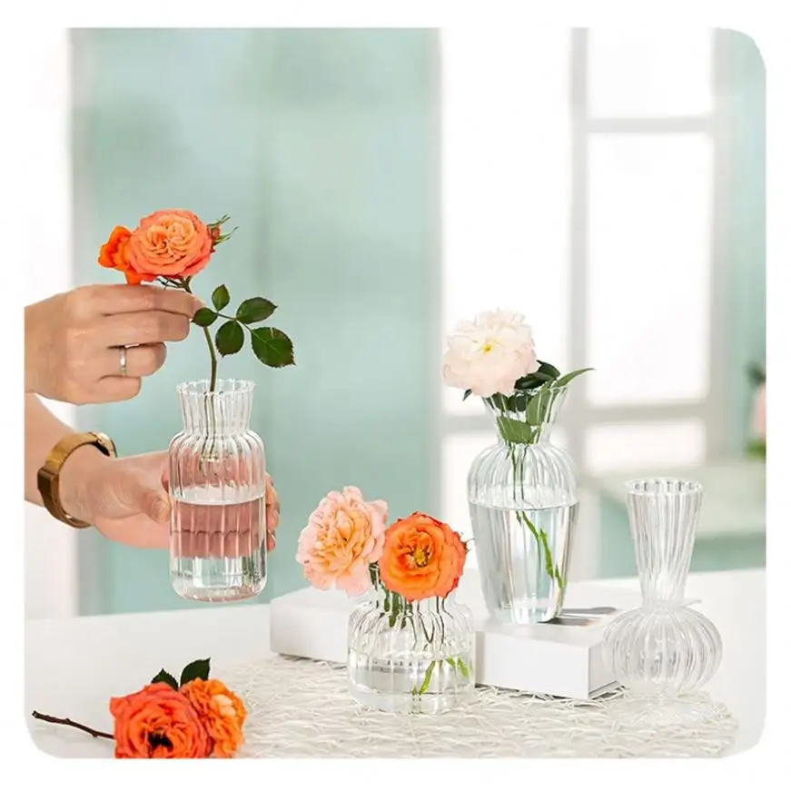 Conjunto de vaso de vidro em forma de palheta com listra nórdica, vaso de vidro para flores, vaso de vidro pequeno com suporte para moldura de metal, ideal para casamento