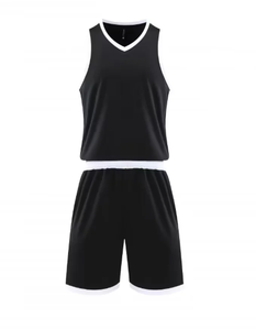 Uniformes de basketball et de football unisexes personnalisés par sublimation – vêtements de sport respirants adaptés à toutes les saisons. - Product Image 3