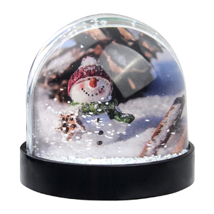Globo <span class=keywords><strong>de</strong></span> Nieve <span class=keywords><strong>de</strong></span> Plástico con Forma <span class=keywords><strong>de</strong></span> Domo, Personalizable con Foto, Base con Luz LED, Copos <span class=keywords><strong>de</strong></span> Nieve, Música Personalizada, <span class=keywords><strong>Navidad</strong></span> - Product Image 1