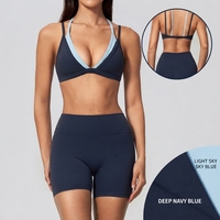 Ensemble de yoga : Soutien-gorge de sport à col en V et short cycliste taille haute – Tenue de fitness pour la gym et l'entraînement