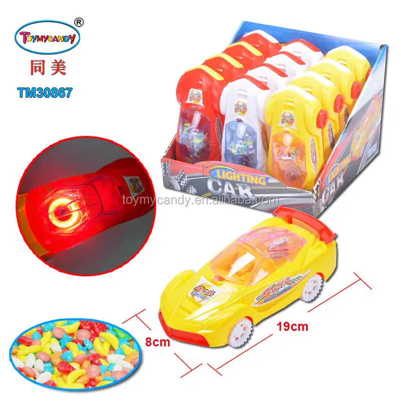 Çin oyuncak şeker üreticisi 2021 iyi satış ürünleri komik plastik araba yarışı led ışık araba oyuncak şeker ile çalışan araba ışıkları
