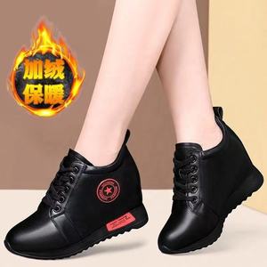 Sneakers sportive Casual di tendenza da donna <span class=keywords><strong>scarpe</strong></span> superiori in pelle nere con suole morbide comode per la primavera autunnale - Product Image 3