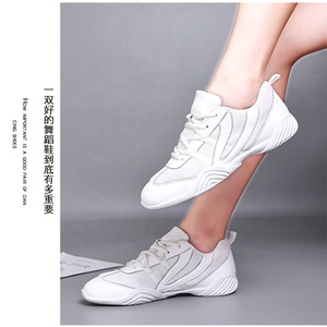 Chaussures d'aérobic compétitives pour femmes Cheerleaders enfants semelle carrée souple <span class=keywords><strong>gymnastique</strong></span> formation chaussures de danse en cuir - Product Image 3