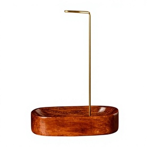 Quemador de Incienso de Madera Estilo Europeo Hecho a Mano con Base de Metal Dorado, Difusor Aromático para Uso en Todas las Estaciones, Diseños Personalizables - Product Image 1