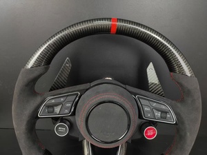 พวงมาลัยคาร์บอนไฟเบอร์หุ้มอัลคันทาร่าพร้อมแป้นเปลี่ยนเกียร์สำหรับ <span class=keywords><strong>Audi</strong></span> A3 A4 A5 <span class=keywords><strong>A6</strong></span> Q3 Q5 Q7 TT, พวงมาลัยแบบกำหนดเองลายแถบสีแดง - Product Image 3