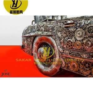 Grand abstrait personnalisé pour l'extérieur Voiture de Batmans en métal recyclé Sculpture de <span class=keywords><strong>robot</strong></span> géant Sculpture grandeur nature Sculpture de <span class=keywords><strong>robot</strong></span> pour l'extérieur Sculpture d'art - Product Image 3