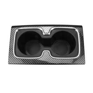 Portavasos con textura de fibra de carbono para consola central de GMC Sierra 14-15, material ABS, bandeja doble para vasos - Product Image 2