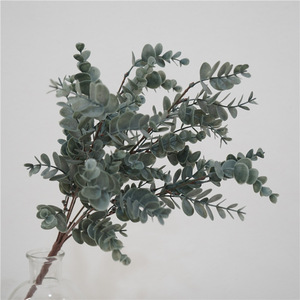 Tiges d'eucalyptus artificielles, <span class=keywords><strong>plantes</strong></span> en plastique, branches vertes, <span class=keywords><strong>plantes</strong></span> rustiques de style farmhouse, décorations pour comptoir de salle de bain et cuisine - Product Image 1