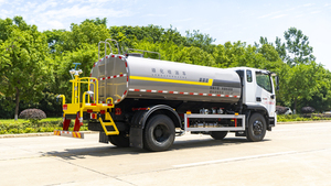 รถบรรทุกฉีดน้ำ Foton 12000L แบบปรับแต่งได้ พร้อมระบบฉีดน้ำด้านหน้า ด้านหลัง และด้านข้าง พร้อมช่องต่อสำหรับดับเพลิง - Product Image 6