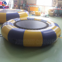 Venta de fábrica, trampolín de agua inflable de 3m de alta calidad soldado para Parque Acuático