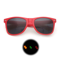Vente en gros de lunettes de fête drôles 3D Prism Rave Lunettes en plastique Sourire Visage Coeur Diffraction Lunettes de soleil Hot Special Effects Optic