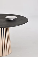Ensemble de table à manger 6 places Japandi français Béton massif Bois de chêne Style nordique pour chambre à coucher ou hôtel