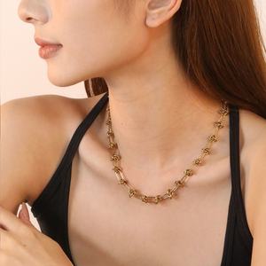 Collar de Cadena con Nudos de Acero Inoxidable Chapado en Oro de 18K, Joyería Geométrica Vintage, Collar Hecho a Mano con Nudos Simples para Mujer - Product Image 3